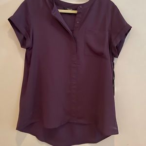 Vera Wang sleeveless blouse